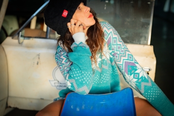 Sweater Saturno